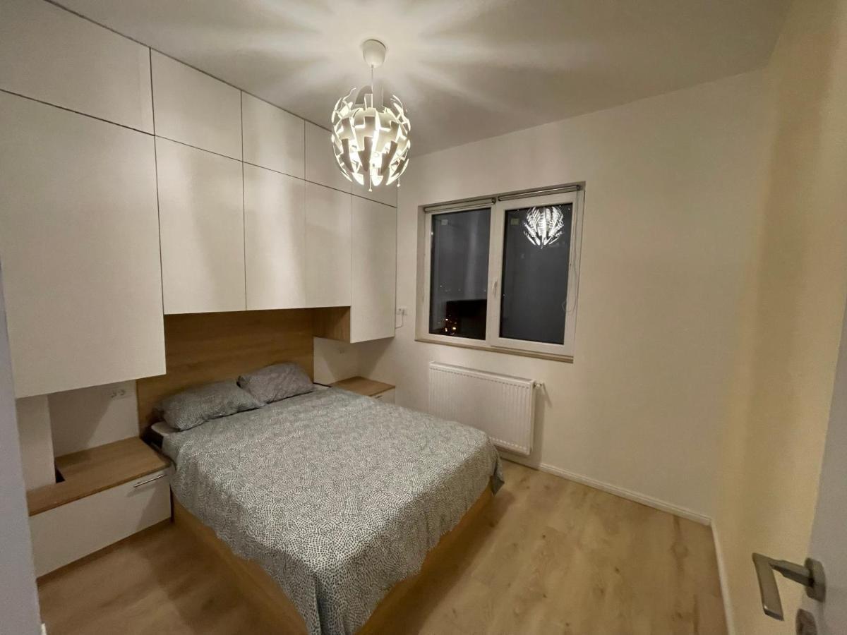 בוקרשט Aquamarine Luxury Apartment Palace מראה חיצוני תמונה